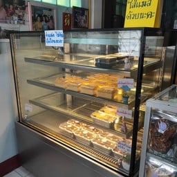 บรรยากาศร้าน หอมกลิ่นขนมทั่วร้าน