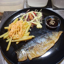 สเต็กปลาซาบะ ซอสเทอริยากิ