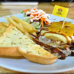 ฮาวายเอี้ยนสเต็ก หมู Hawaiian steak(pork)