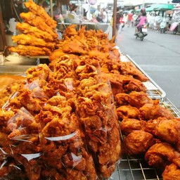 หนังไก่กรอบ