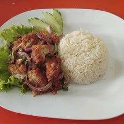 ผัดไทยหอยทอดนายอวบ