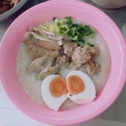 โจ๊กหมู+เครื่องใน+ไข่เค็ม