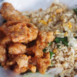 ข้าวผัดหมูทอด