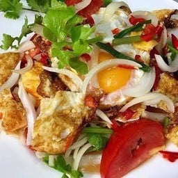 ยำไข่ดาวววว