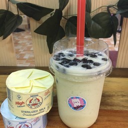 นมหมีปั่นชาเขียว