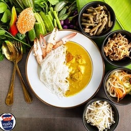 จัดเต็มขนมจีนน้ำยาปู