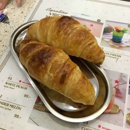 Butter croissant