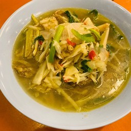 แกงไก่ใส่หน่อไม้ส้ม