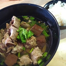 ต้มเลือดหมู (ไม่มีข้าวนะคะ)