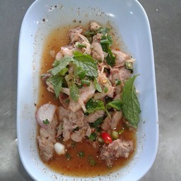 น้ำตกคอหมูย่าง