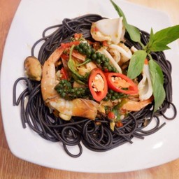 สปาหมึกดำขี้เมาทะเล..