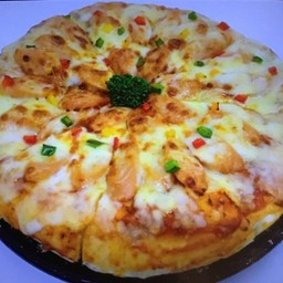 พิซซ่าไส้กรอกไก่