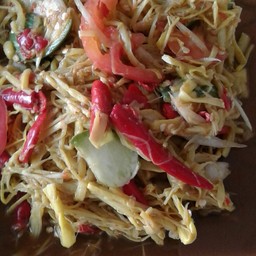 ส้มตำหน่อไม้