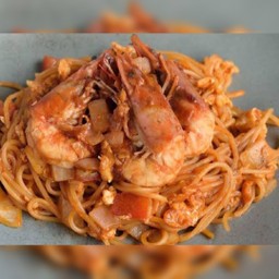 สปาเก็ตตี้ผัดซอสแดง(กรุณากดเลือกเนื้อสัตว์)