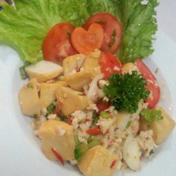 ยำเต้าหู้ปลา..