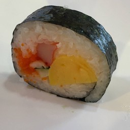 ข้าวปั้นห่อสาหร่ายใส้รวม