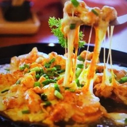 บลูดักไก่ชีสพ่นไฟ