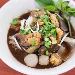 ก๋วยเตี๋ยวเรือรสหนึ่ง ปราจีนบุรี ประชาอุทิศ33