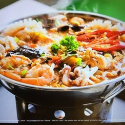 หม้อไฟเกาหลีรสต้มยำ.