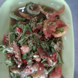 ตำถั่วปลากรอบ