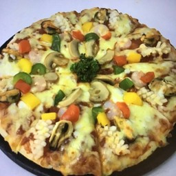 พิซซ่าซีฟู้ด