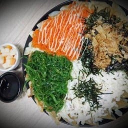 ร้านเกี๊ยวซ่า บ้าพลัง สาขา 2 สาขาบ่อวิน