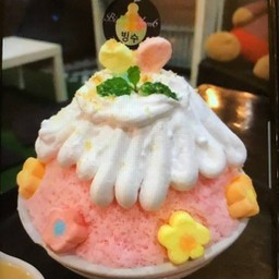 บิงซูนมชมพู.