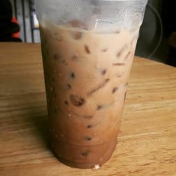 เชฟต่อ ชานมเย็น