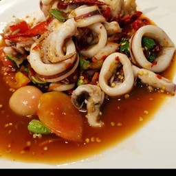 ยำนัวปลาหมึก