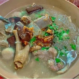 กินจั๊บกันก๋วยจั๊บญวน
