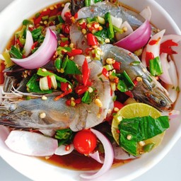 ยำกุ้งสด Premuim