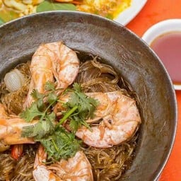 กุ้งแชบ๊วยอบวุ้นเส้น