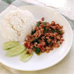 ข้าวผัดกะเพรา