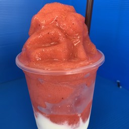 สตรอว์เบอร์รี่โยเกิร์ต