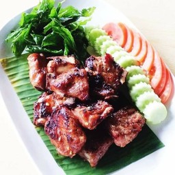 ซี่โครงย่างซอสกระเพรา