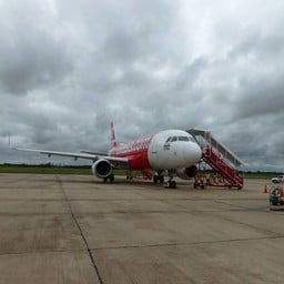 ลำเดียวโดดๆ