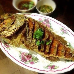 ปลาเก๋าทอดราดพริก