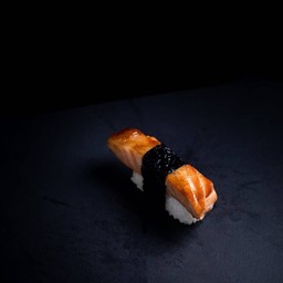 ท้องปลาแซลมอนย่าง