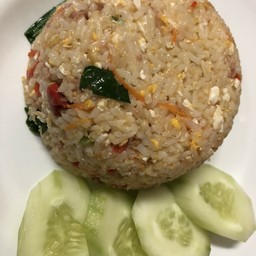 ข้าวผัดแหนม