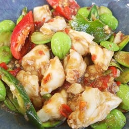 กรรเชียงปูผัดกะปิสตอ