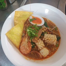 เกาเหลาทะเลต้มยำ