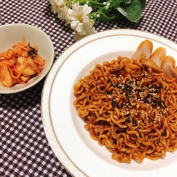 มาม่าเผ็ดเกาหลีพร้อมทาน