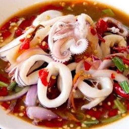 ยำปลาหมึก