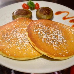 Pancakes with pecan
