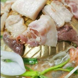 หมูกะทะโชกุนสุพรรณบุรี สาขาลำลูกกา (น้ำจิ้มเด็ด)