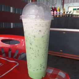 นมเขียวเย็น