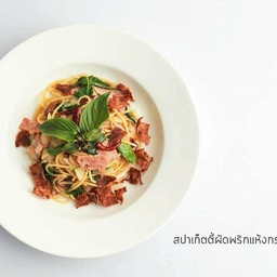 สปาเก็ตตี้พริกแห้งเบคอน