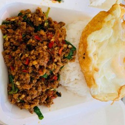 Rice Topped With Stir-Fried Beef And Basil + 1 Egg