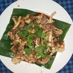 ลาบไข่ปลาหมึก