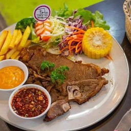Fatin cafe&cake หลวงเพ่ง